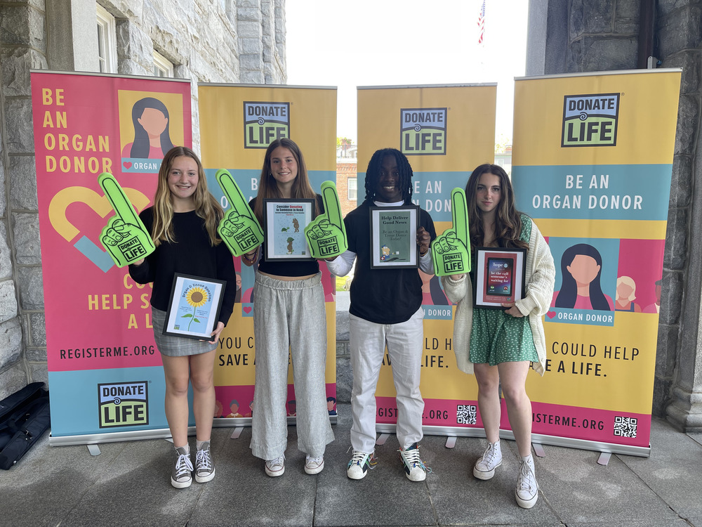 Rogers Students Submit Top 4 Designs In Statewide Donate Life America Organ and Tissue Poster Design Contest